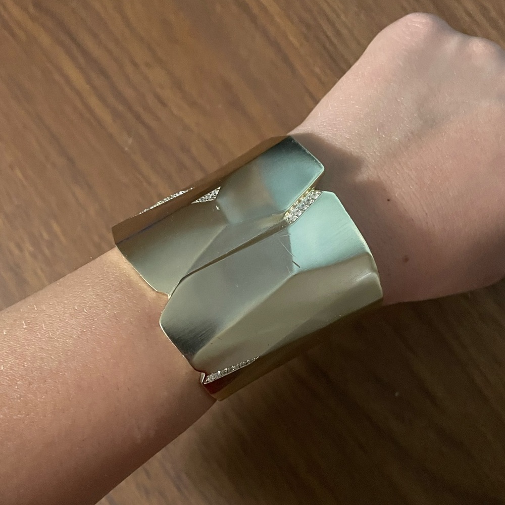Kendra Scott Gold Cuff